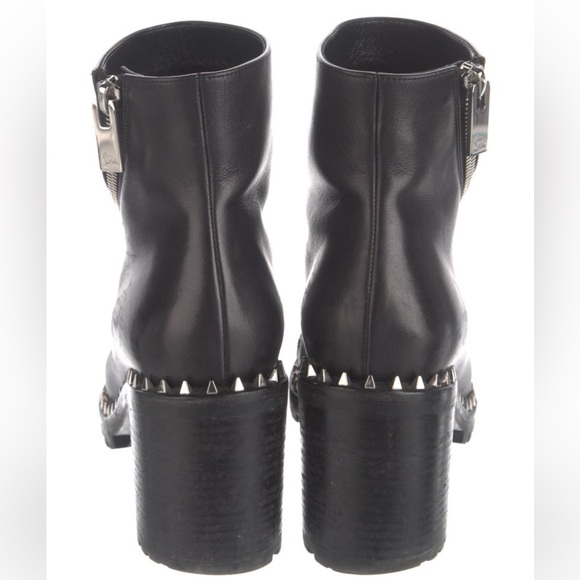 Christian Louboutin leather Boots - Picture 4 of 5